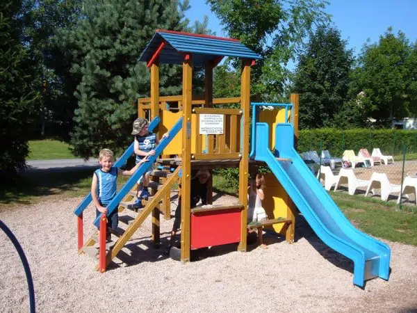 jeux pour enfants camping vosges clos de la chaume